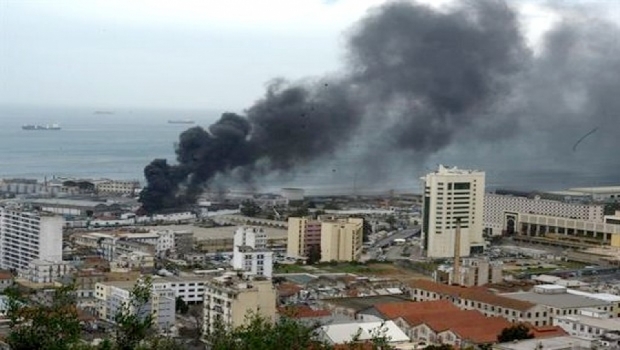 إخماد حريق على متن سفينة لنقل البضائع بميناء الجزائر العاصمة     الإذاعة الجزائرية