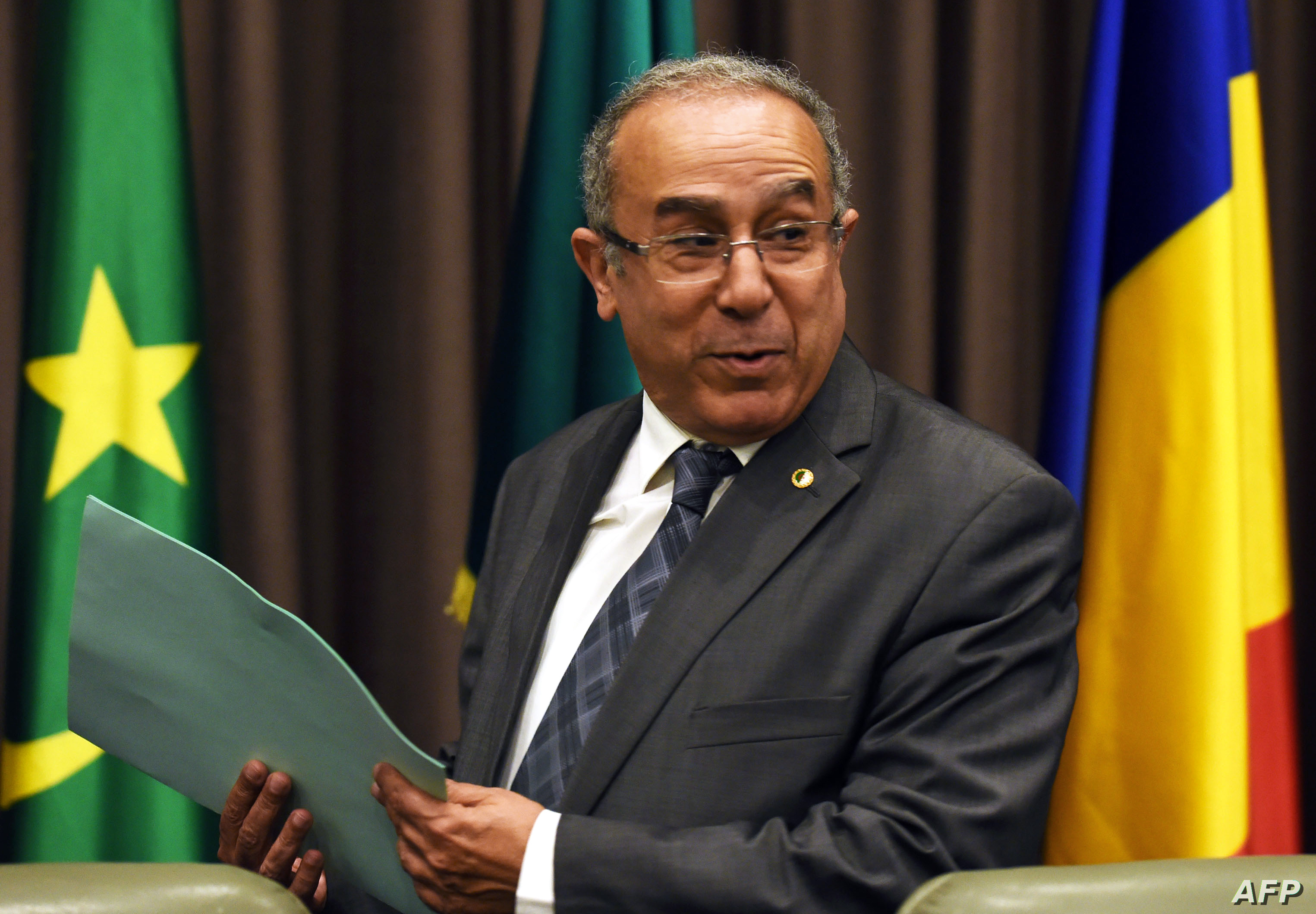 Ramtane Lamamra entame une visite de travail en Mauritanie Radio