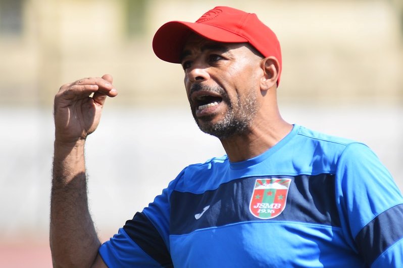 JSM Béjaïa Moez Bouakaz jette l'éponge Radio Algérienne